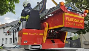 H1 - Rettung mit DLK Gebäude