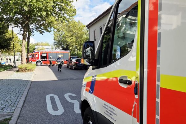 H1 – Rettung mit DLK Gebäude