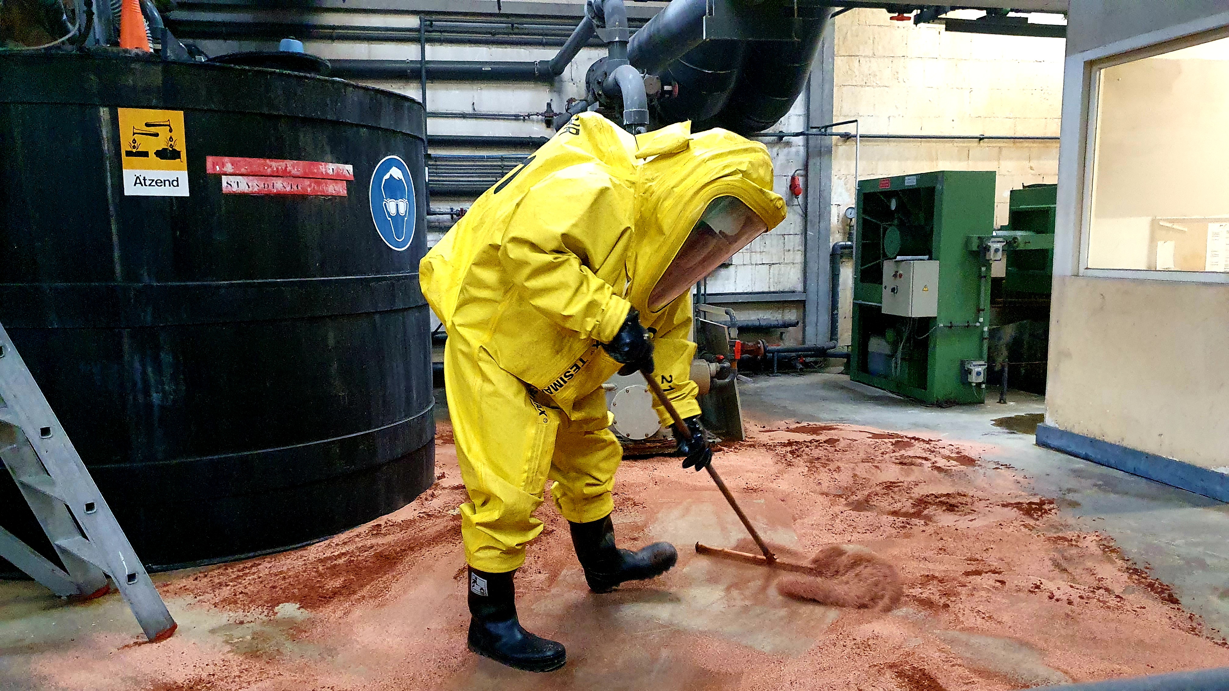 Gefahrstoffzug Feuerwehr Asperg